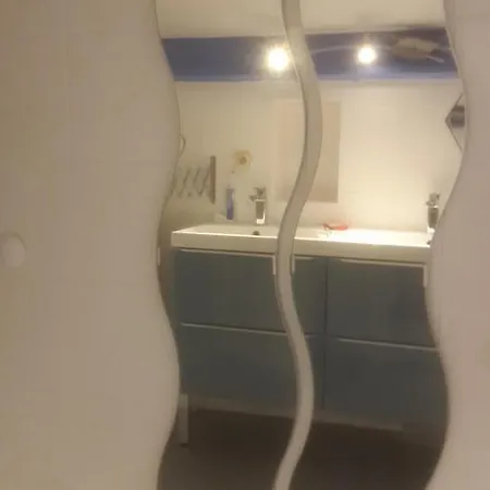 ベッド・アンド・ブレックファスト Privee A 3*